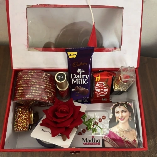 Timeless Beauty & Sweet Indulgence Mother’s Day Gift Hamper