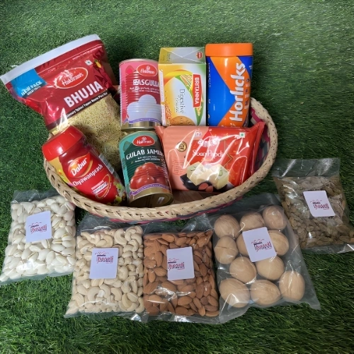 Mom’s Ultimate Surprise Box